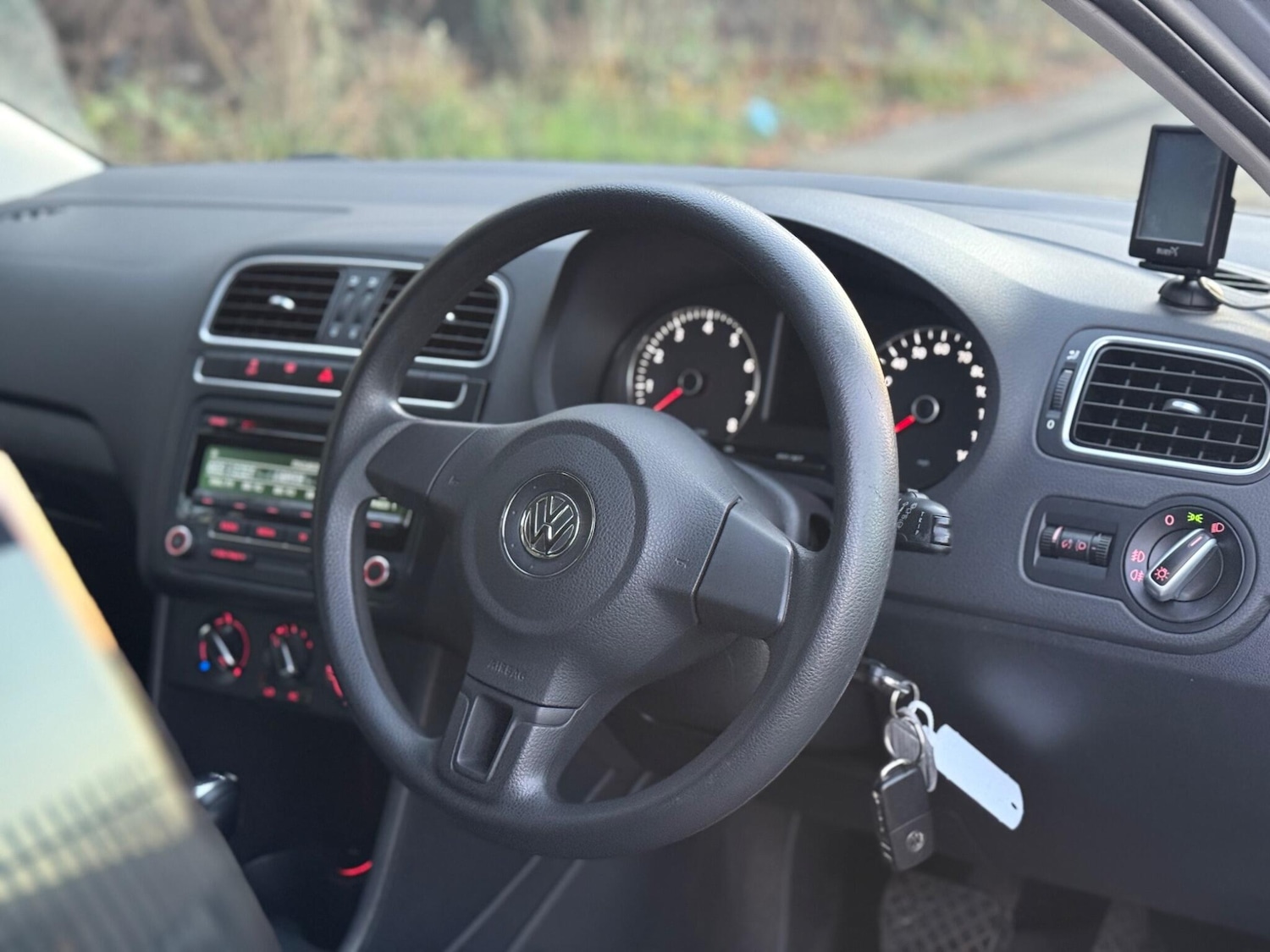 Used Volkswagen Polo 2013 for sale - 76715573: Photo 16