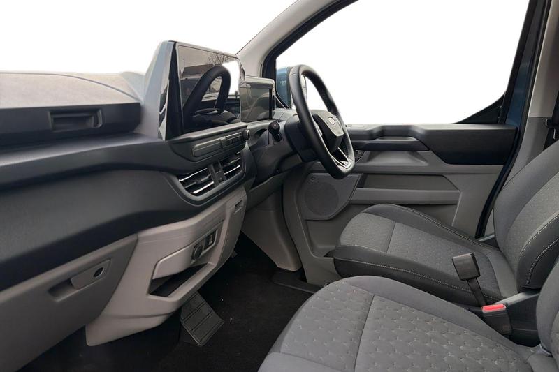 Used Ford Transit Custom 2025 for sale - 77261130: Photo 4