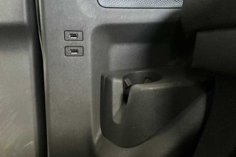 Used Ford Tourneo Custom 2021 for sale - 76405308: Photo 30