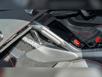 Used Lamborghini Huracan 2020 for sale - 79453398: Photo