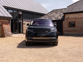 Used Land Rover Range Rover 2023 for sale - 79452891: Photo