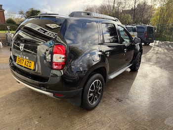 Used Dacia Duster 2017 for sale - 76777772: Photo