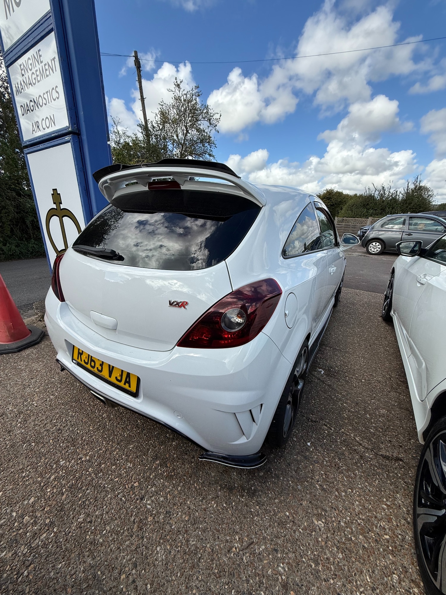 Used Vauxhall Corsa 2014 for sale - 76362869: Photo 3