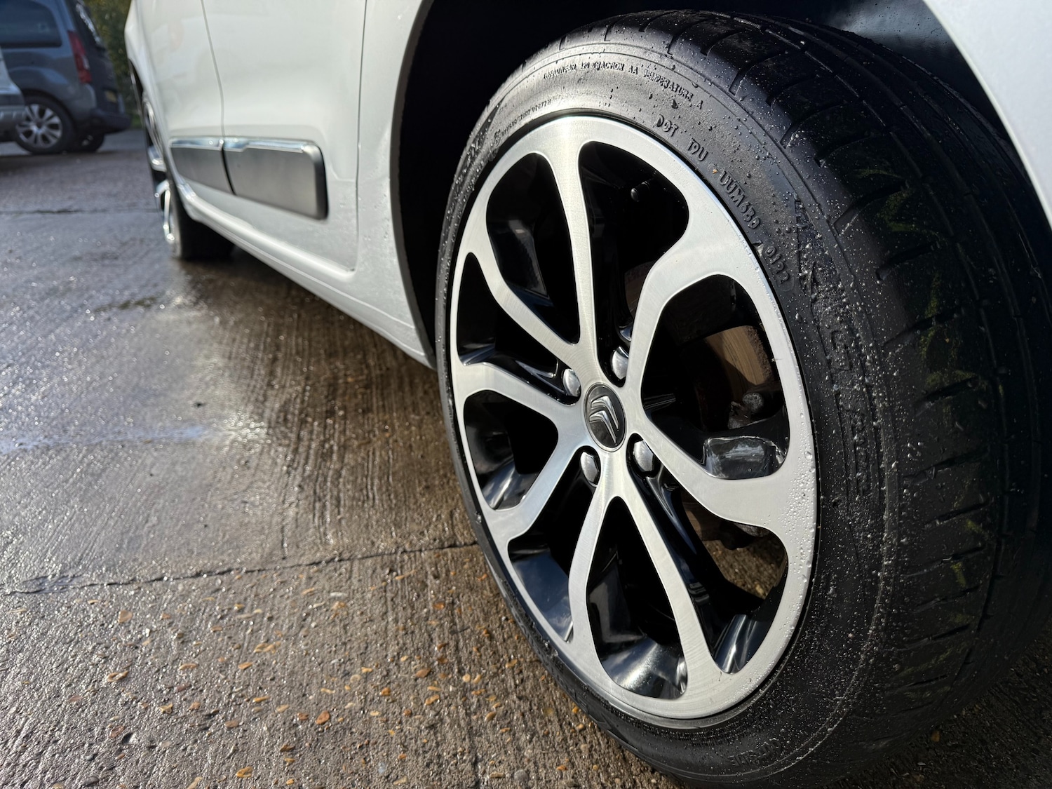 Used Citroen C3 Picasso 2016 for sale - 76777440: Photo 10