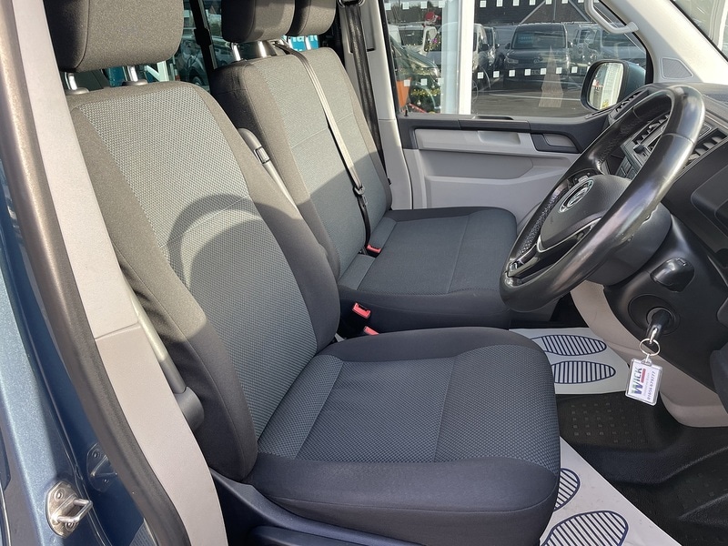 Used Volkswagen Transporter 2017 for sale - 77137324: Photo 16