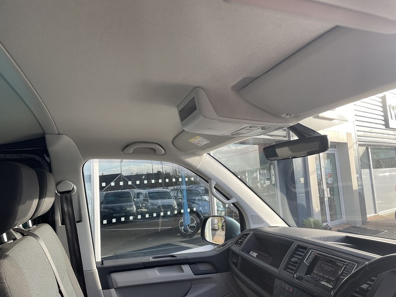 Used Volkswagen Transporter 2017 for sale - 77137324: Photo 17