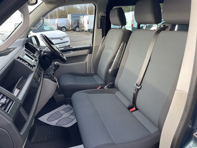 Used Volkswagen Transporter 2017 for sale - 77137324: Photo 24