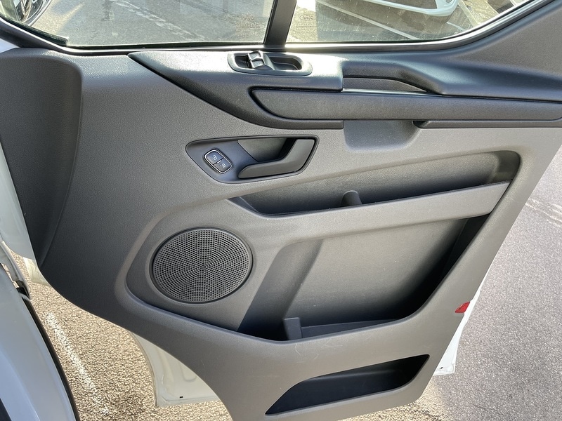 Used Ford Transit Custom 2018 for sale - 77137327: Photo 15
