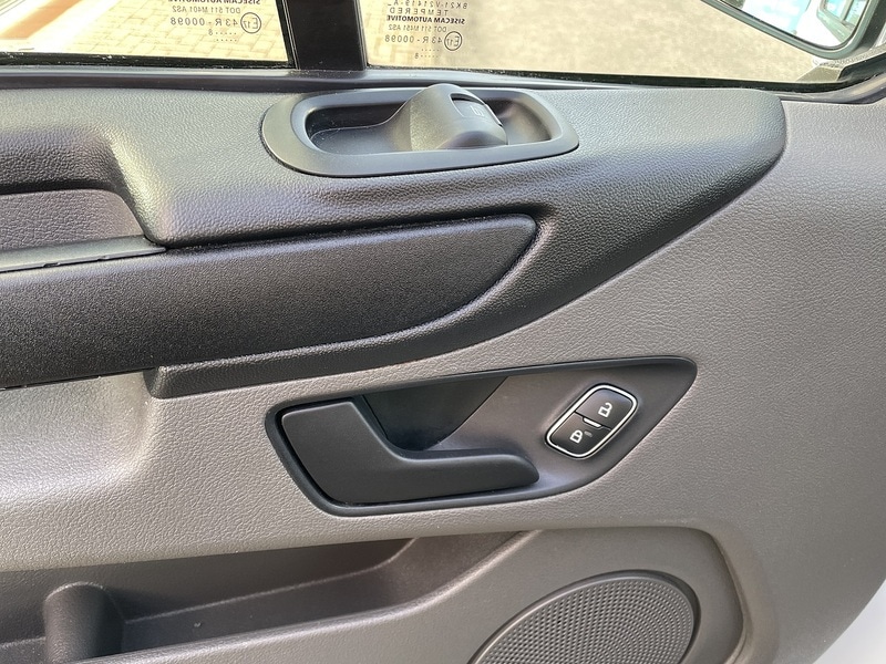 Used Ford Transit Custom 2018 for sale - 77137327: Photo 18