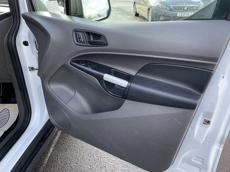 Used Ford Transit Connect 2018 for sale - 77651177: Photo 22