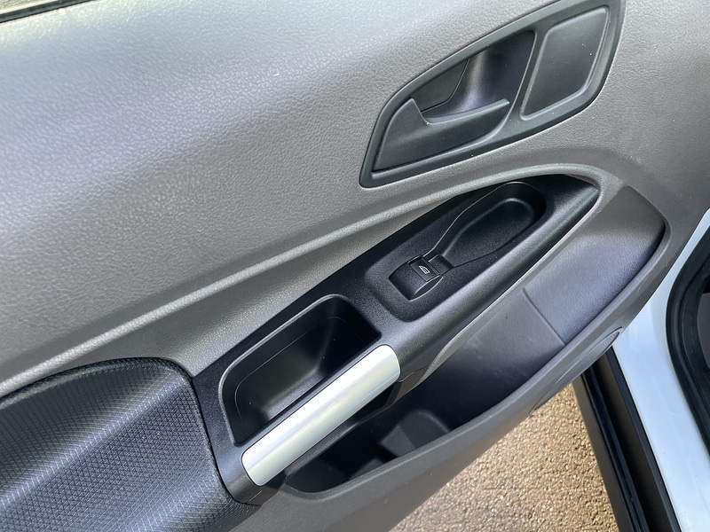 Used Ford Transit Connect 2018 for sale - 77651177: Photo 28