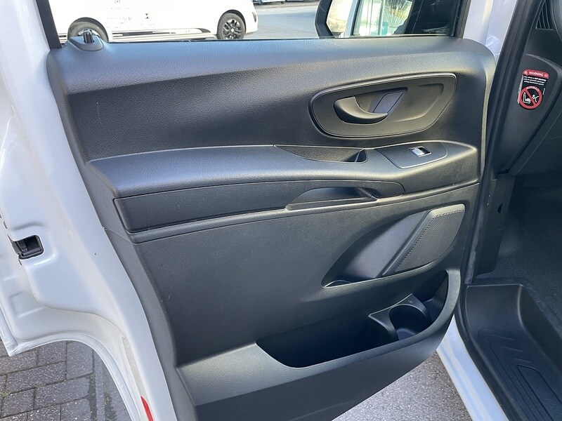 Used Mercedes-Benz Vito 2019 for sale - 77937373: Photo 24