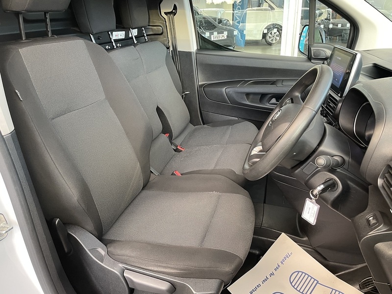 Used Toyota ProAce 2023 for sale - 77137344: Photo 14
