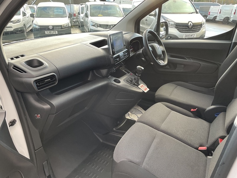 Used Toyota ProAce 2023 for sale - 77137344: Photo 19