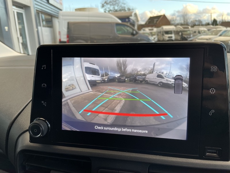 Used Toyota ProAce 2023 for sale - 77137344: Photo 28