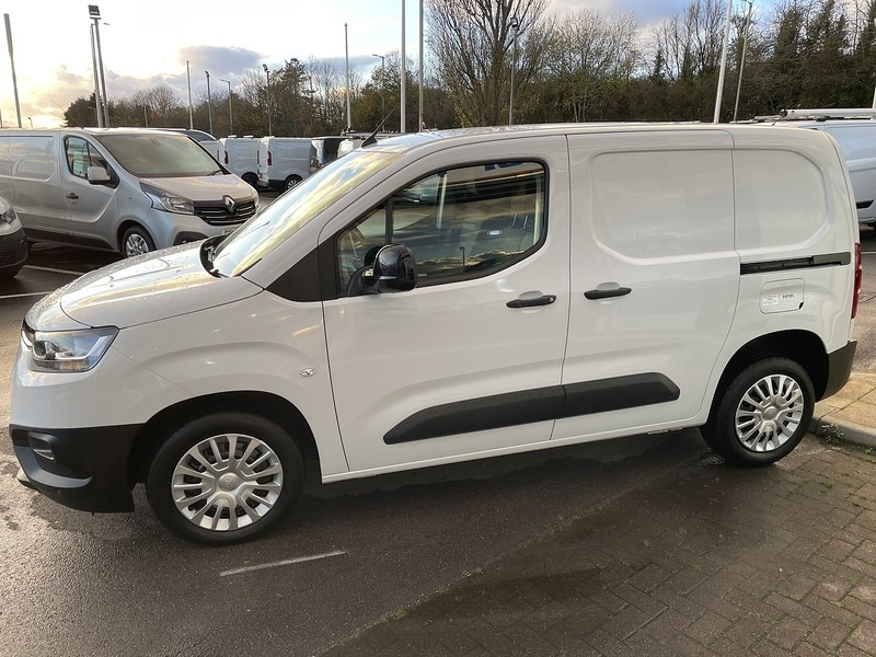 Used Toyota ProAce 2023 for sale - 77137344: Photo 5