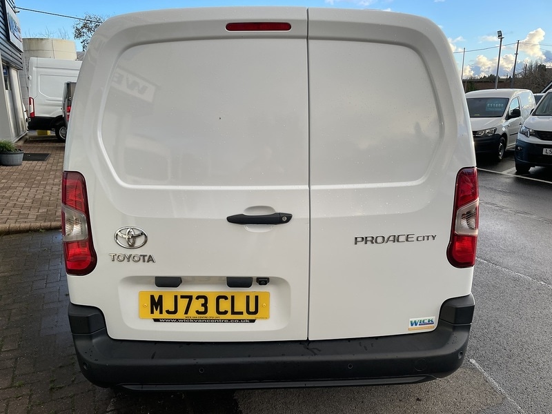 Used Toyota ProAce 2023 for sale - 77137344: Photo 8