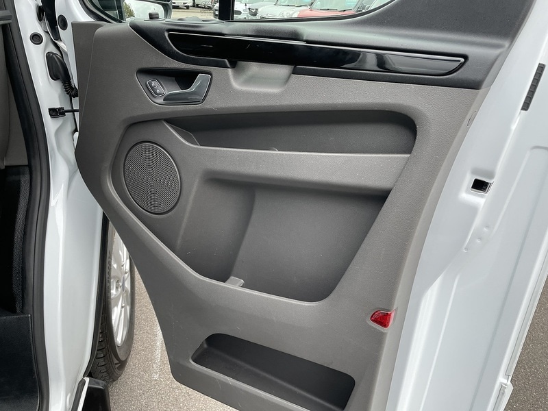Used Ford Transit Custom 2022 for sale - 77137298: Photo 24