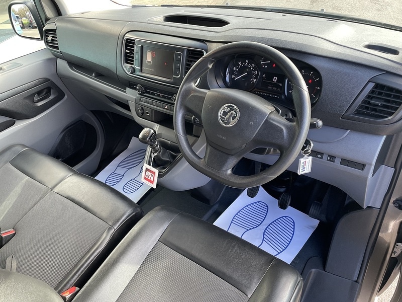 Used Vauxhall Vivaro 2022 for sale - 77432632: Photo 11