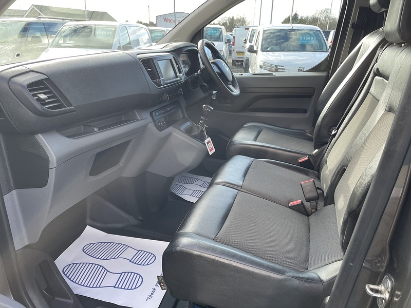 Used Vauxhall Vivaro 2022 for sale - 77432632: Photo 23