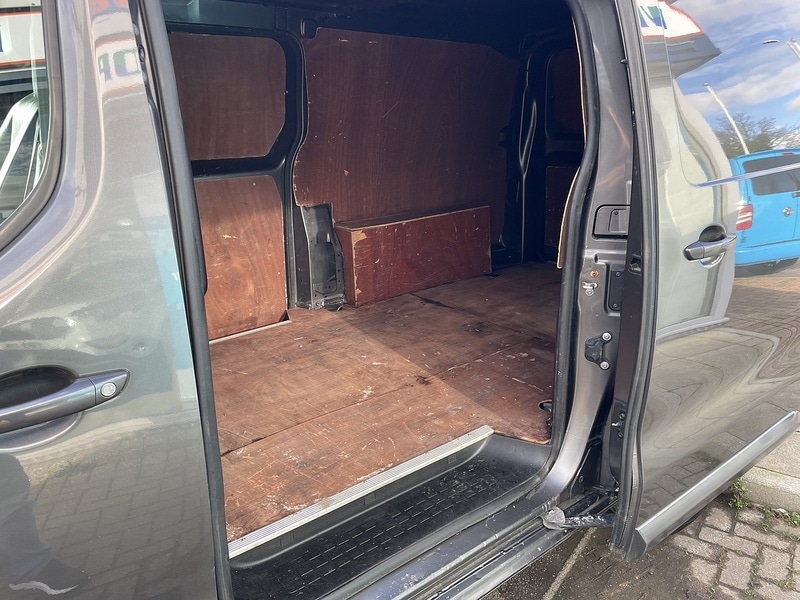 Used Vauxhall Vivaro 2022 for sale - 77432632: Photo 27