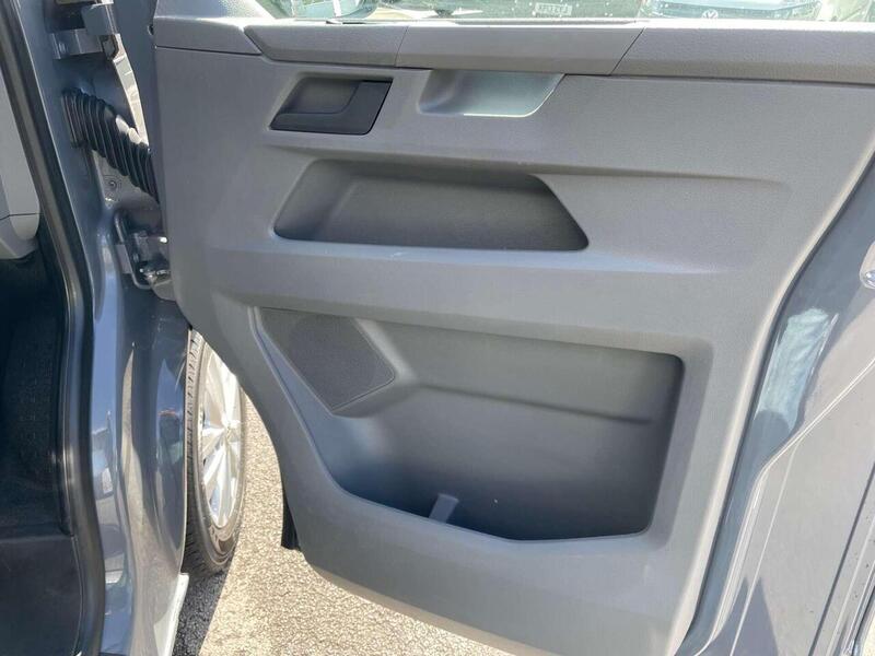 Used Volkswagen Transporter 2022 for sale - 77137360: Photo 30