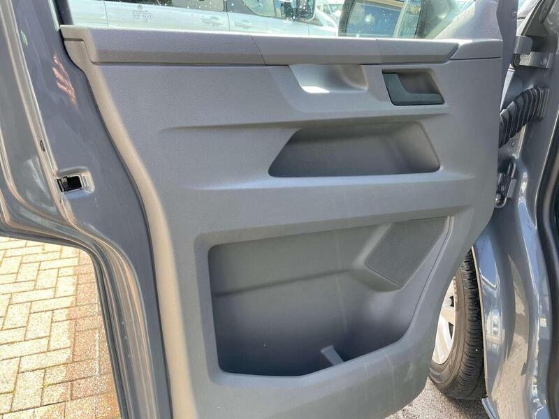 Used Volkswagen Transporter 2022 for sale - 77137360: Photo 31