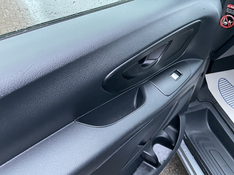 Used Mercedes-Benz Vito 2020 for sale - 77260838: Photo 24