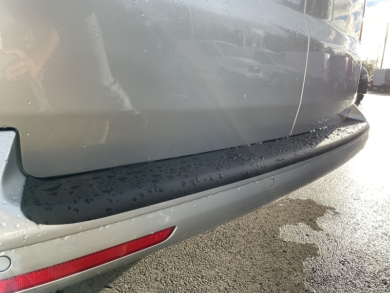 Used Volkswagen Transporter 2018 for sale - 77137348: Photo 10