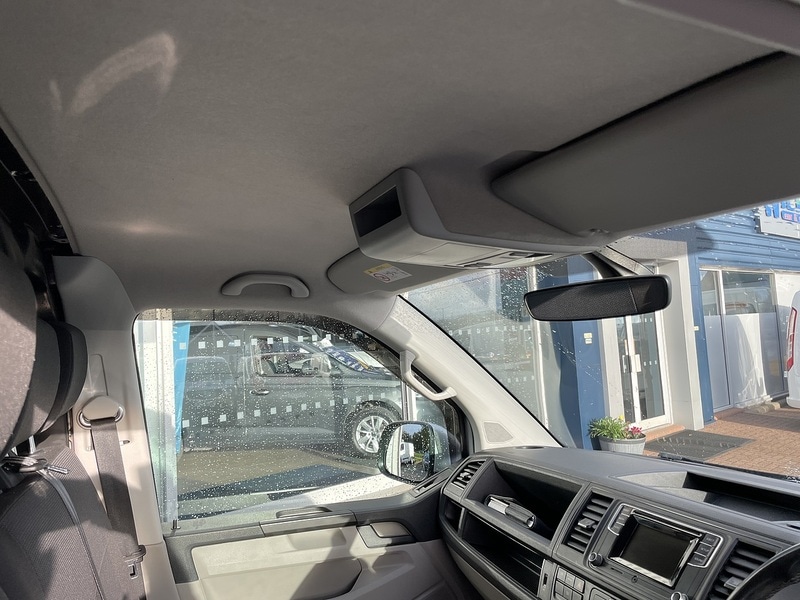 Used Volkswagen Transporter 2018 for sale - 77137348: Photo 14