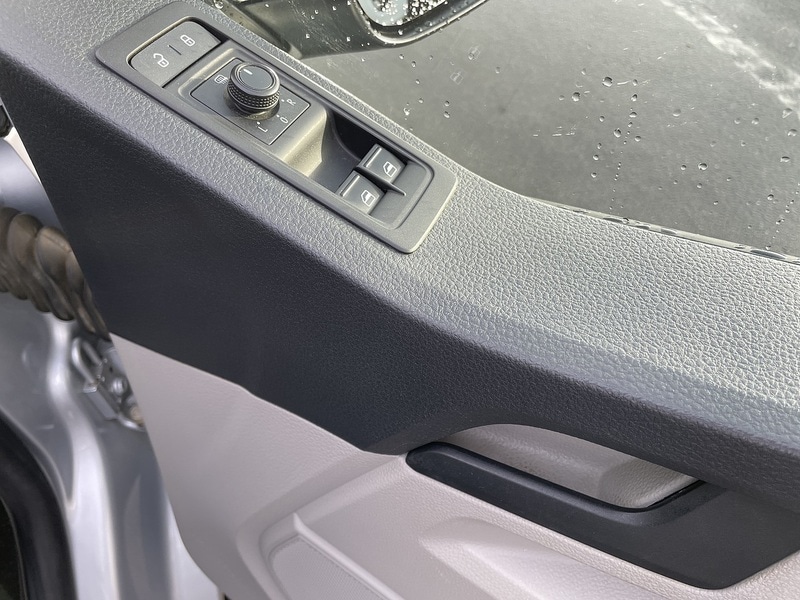 Used Volkswagen Transporter 2018 for sale - 77137348: Photo 18