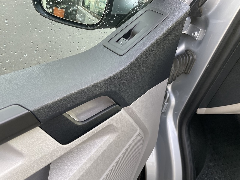 Used Volkswagen Transporter 2018 for sale - 77137348: Photo 23