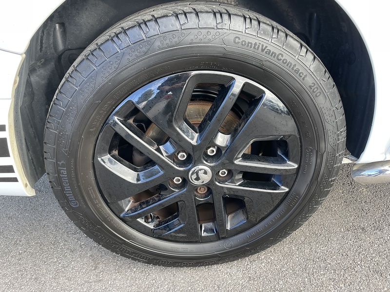 Used Vauxhall Vivaro 2017 for sale - 77137254: Photo 11