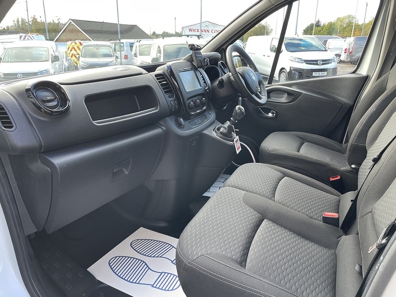 Used Vauxhall Vivaro 2017 for sale - 77137254: Photo 26