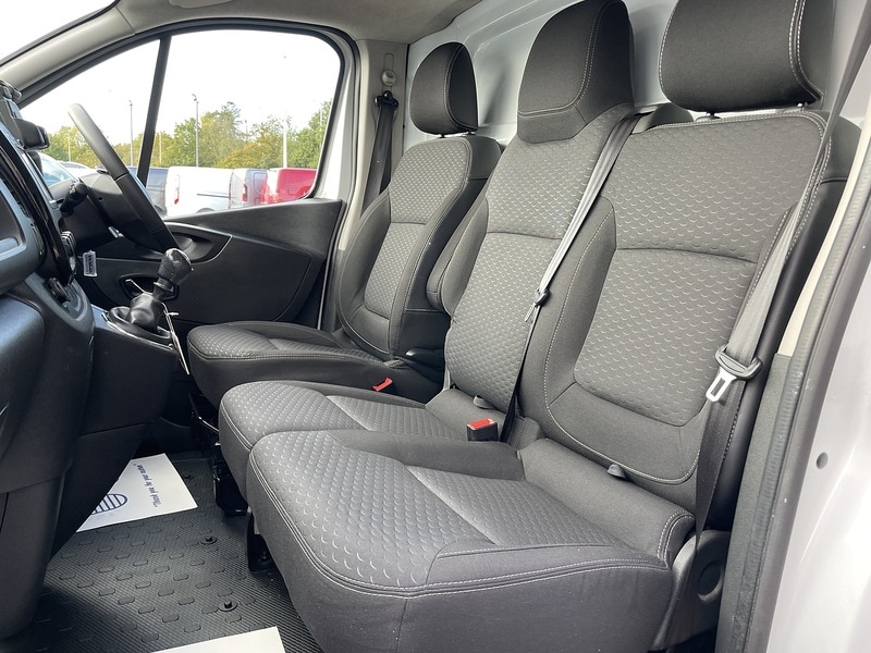 Used Vauxhall Vivaro 2017 for sale - 77137254: Photo 27