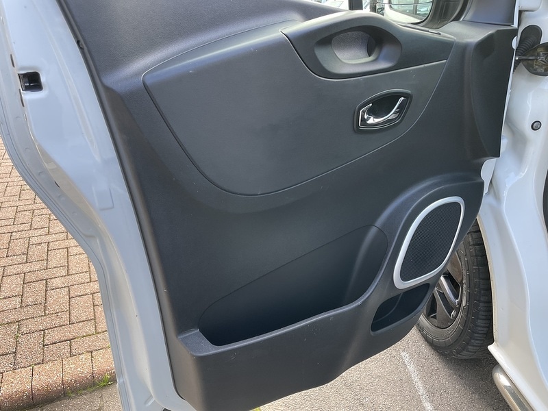 Used Vauxhall Vivaro 2017 for sale - 77137254: Photo 28