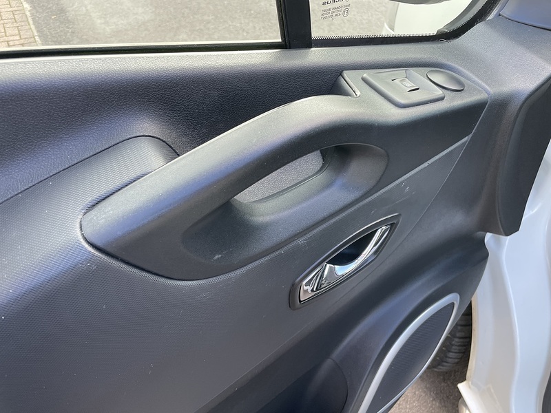 Used Vauxhall Vivaro 2017 for sale - 77137254: Photo 29