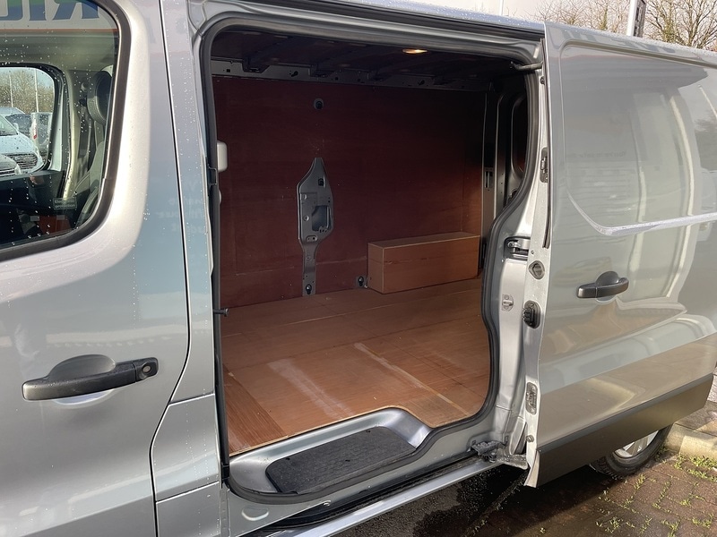 Used Renault Trafic 2022 for sale - 77137283: Photo 26