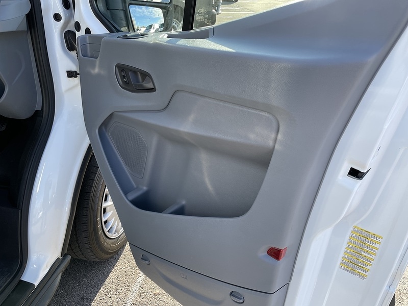 Used Ford Transit 2015 for sale - 77283804: Photo 19