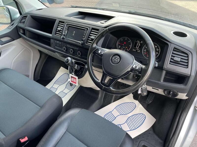 Used Volkswagen Transporter 2016 for sale - 77137309: Photo 11