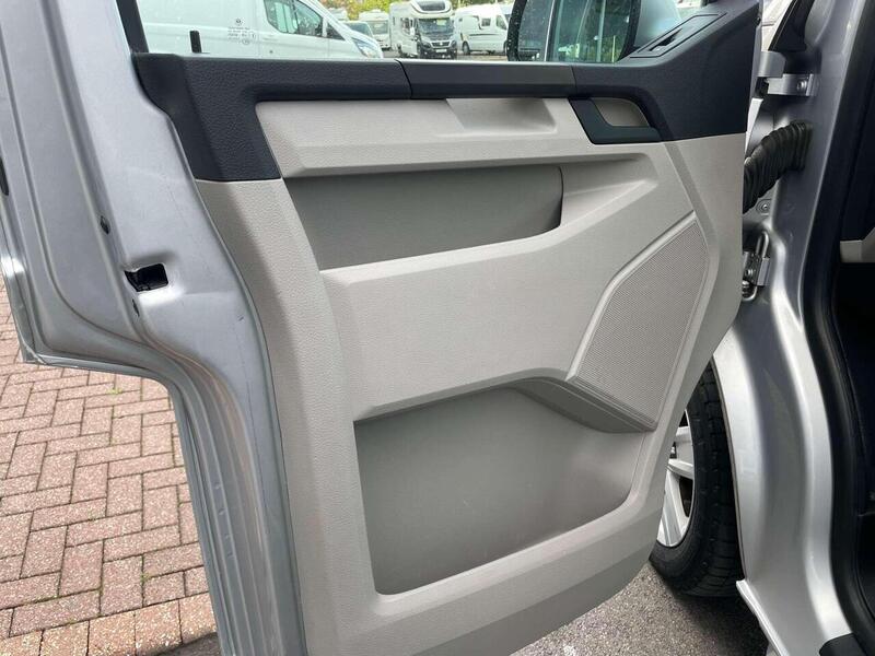 Used Volkswagen Transporter 2016 for sale - 77137309: Photo 31