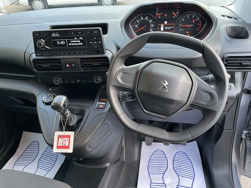 Used Peugeot Partner 2022 for sale - 77681382: Photo 14