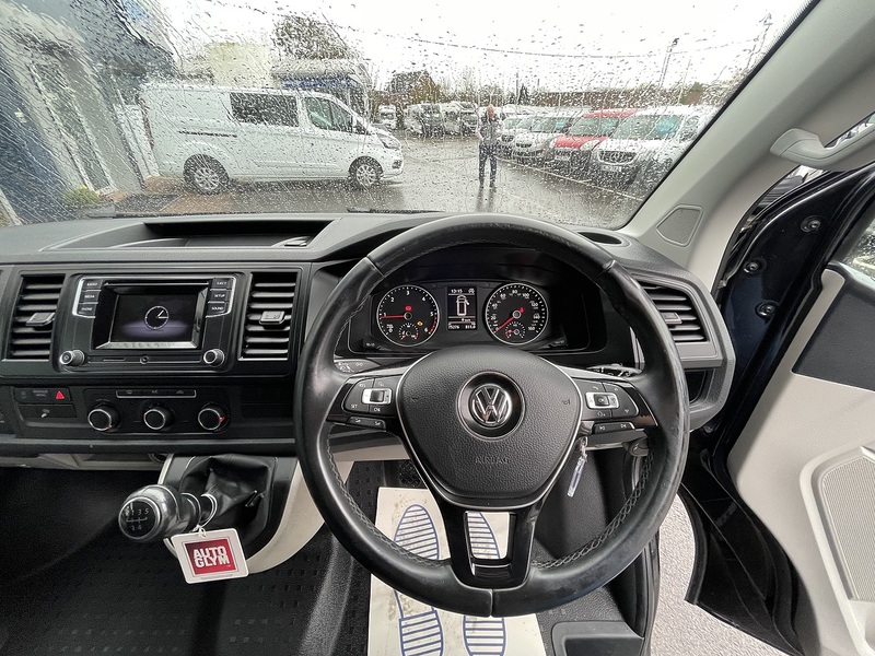Used Volkswagen Transporter 2018 for sale - 77137294: Photo 13