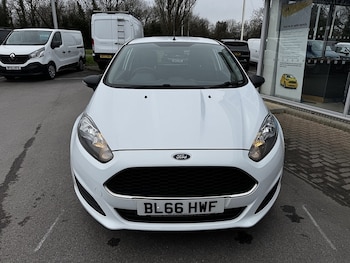 Used Ford Fiesta Van 2016 for sale - 77288685: Photo