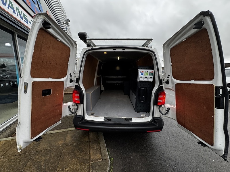 Used Volkswagen Transporter 2018 for sale - 77850881: Photo 24