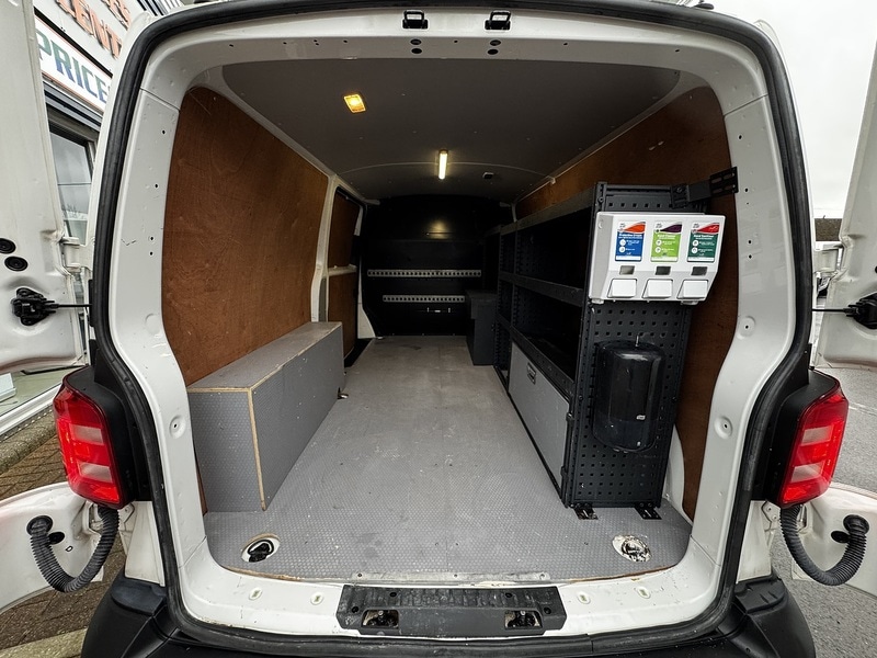 Used Volkswagen Transporter 2018 for sale - 77850881: Photo 25