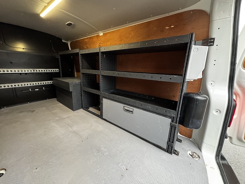 Used Volkswagen Transporter 2018 for sale - 77850881: Photo 26