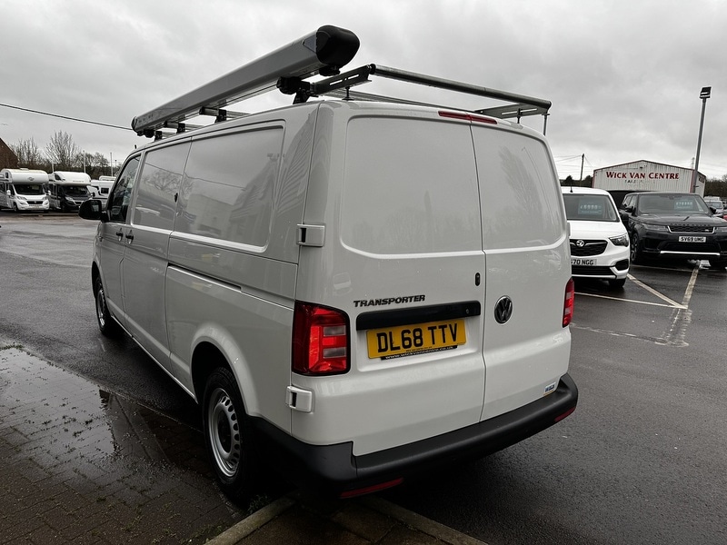 Used Volkswagen Transporter 2018 for sale - 77850881: Photo 7