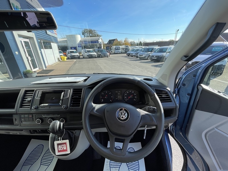 Used Volkswagen Transporter 2017 for sale - 77137337: Photo 11