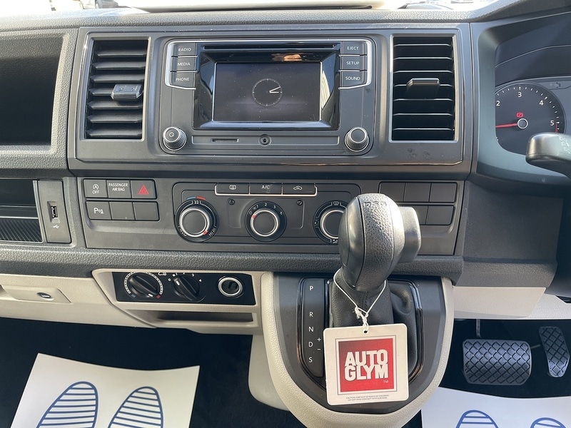 Used Volkswagen Transporter 2017 for sale - 77137337: Photo 13
